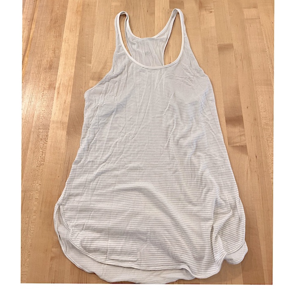 Lululemon tank top